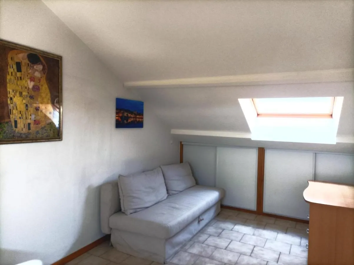 Au Calme A Avignon Apartment
